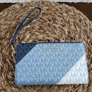 Michael Kors Double Zip Wallet Wristlet